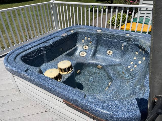 How Long After Hot Tub Cleaning Can You Use It? | Missa Clean